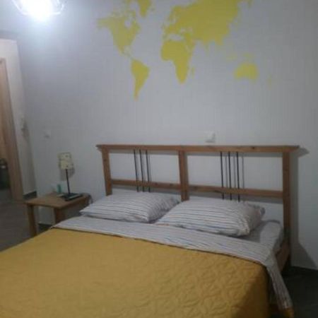 Makis Rooms C Missolonghi Экстерьер фото