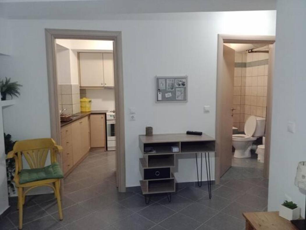 Makis Rooms C Missolonghi Экстерьер фото